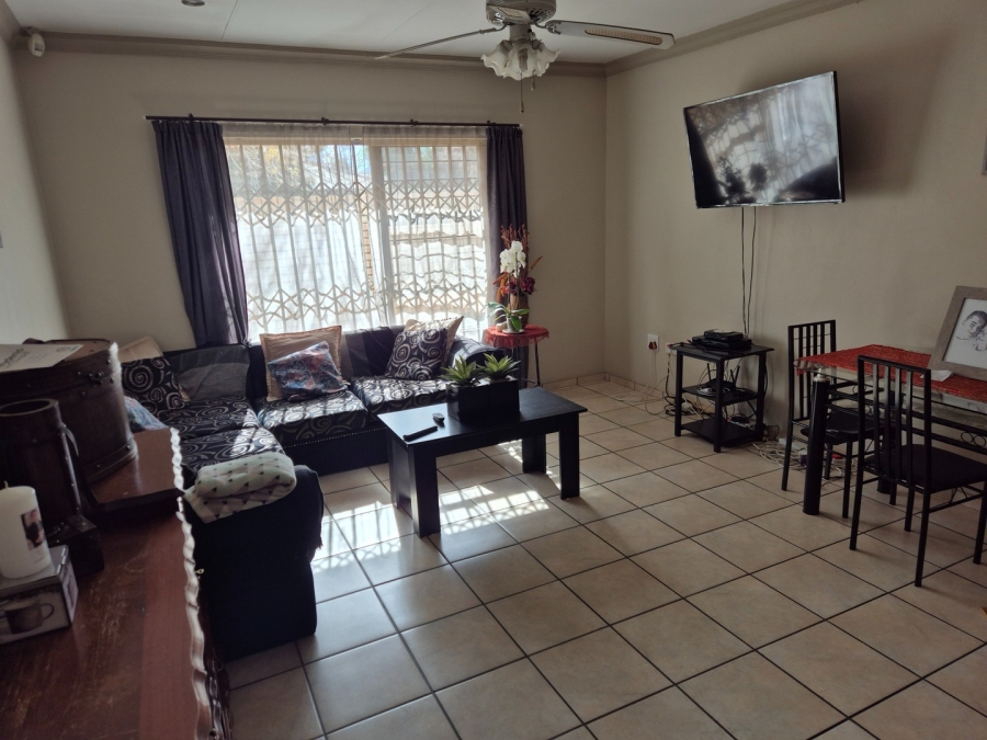 To Let 3 Bedroom Property for Rent in Potchefstroom North West